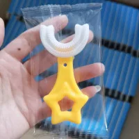 U-Shape Toothbrush For Kids Silicon Bristles Mouth Shape Teeth Cleaning Brush